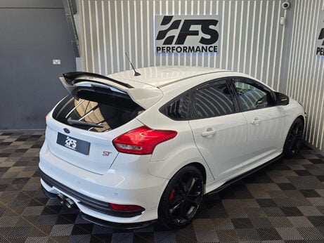 Ford Focus 2.0T EcoBoost ST-3 Hatchback 5dr Petrol Manual Euro 6 (s/s) (250 ps) 49