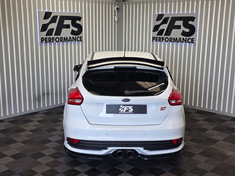 Ford Focus 2.0T EcoBoost ST-3 Hatchback 5dr Petrol Manual Euro 6 (s/s) (250 ps) 48