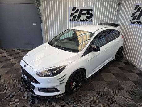 Ford Focus 2.0T EcoBoost ST-3 Hatchback 5dr Petrol Manual Euro 6 (s/s) (250 ps) 15