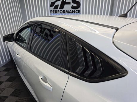 Ford Focus 2.0T EcoBoost ST-3 Hatchback 5dr Petrol Manual Euro 6 (s/s) (250 ps) 31