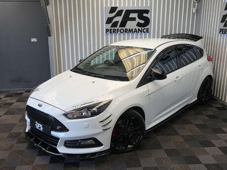 Ford Focus 2.0T EcoBoost ST-3 Hatchback 5dr Petrol Manual Euro 6 (s/s) (250 ps) 50