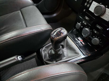 Vauxhall Astra 2.0i 16v VXR VXRacing Sport Hatch 3dr Petrol Manual (221 g/km, 237 bhp) 11