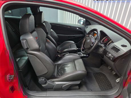 Vauxhall Astra 2.0i 16v VXR VXRacing Sport Hatch 3dr Petrol Manual (221 g/km, 237 bhp) 20