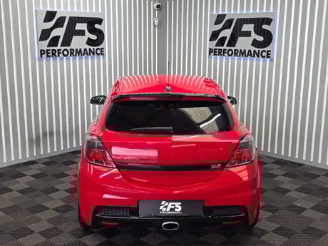 Vauxhall Astra 2.0i 16v VXR VXRacing Sport Hatch 3dr Petrol Manual (221 g/km, 237 bhp) 18