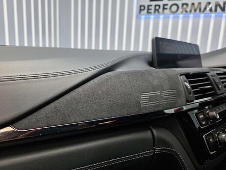 BMW M4 3.0 BiTurbo CS Coupe 2dr Petrol DCT Euro 6 (s/s) (460 ps) 7