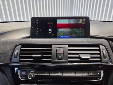 BMW M4 3.0 BiTurbo CS Coupe 2dr Petrol DCT Euro 6 (s/s) (460 ps) 44