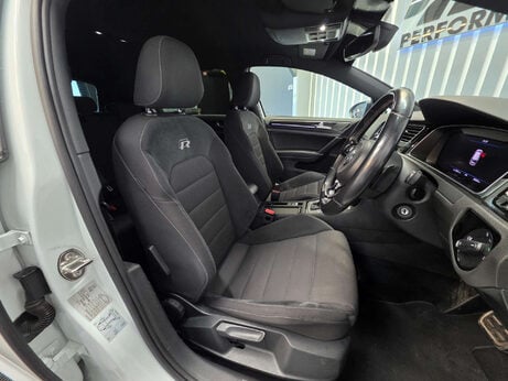 Volkswagen Golf 2.0 TSI R Hatchback 5dr Petrol DSG 4Motion Euro 6 (s/s) (310 ps) 3