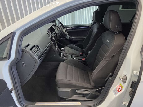 Volkswagen Golf 2.0 TSI R Hatchback 5dr Petrol DSG 4Motion Euro 6 (s/s) (310 ps) 18