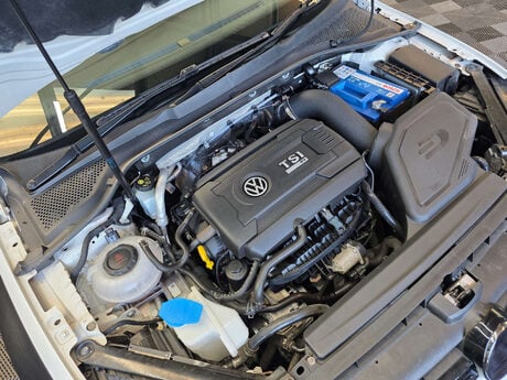 Volkswagen Golf 2.0 TSI R Hatchback 5dr Petrol DSG 4Motion Euro 6 (s/s) (310 ps) 28