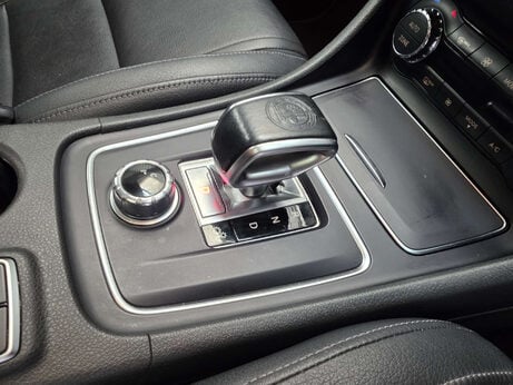 Mercedes-Benz A Class 2.0 A45 AMG (Premium) Hatchback 5dr Petrol SpdS DCT 4MATIC Euro 6 (s/s) (38 40