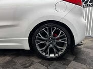 Kia Pro Ceed 1.6 T-GDi GT Tech Hatchback 3dr Petrol Manual Euro 5 (201 bhp) 9