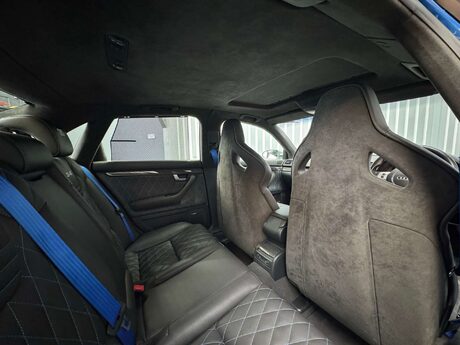 Audi RS4 4.2 Saloon 4dr Petrol Manual quattro (324 g/km, 415 bhp) 37