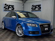 Audi RS4 4.2 Saloon 4dr Petrol Manual quattro (324 g/km, 415 bhp) 1