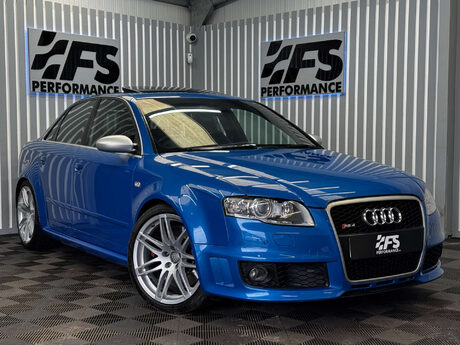 Audi RS4 4.2 Saloon 4dr Petrol Manual quattro (324 g/km, 415 bhp) 1