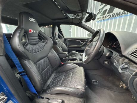 Audi RS4 4.2 Saloon 4dr Petrol Manual quattro (324 g/km, 415 bhp) 7
