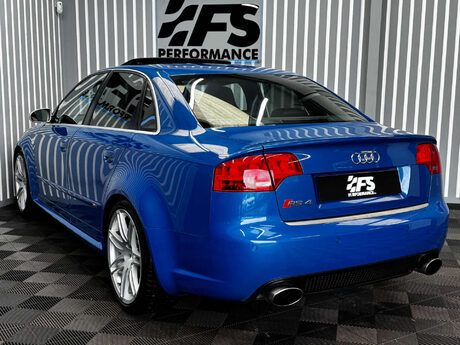 Audi RS4 4.2 Saloon 4dr Petrol Manual quattro (324 g/km, 415 bhp) 4