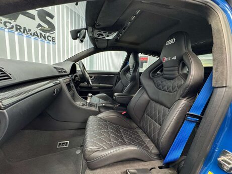 Audi RS4 4.2 Saloon 4dr Petrol Manual quattro (324 g/km, 415 bhp) 4