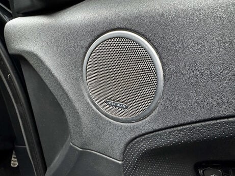 Land Rover Range Rover Evoque 2.2 SD4 Dynamic SUV 5dr Diesel Auto 4WD Euro 5 (190 ps) 6