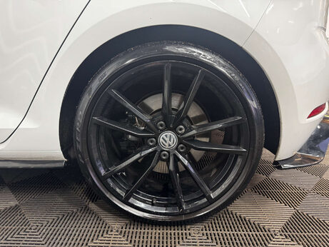 Volkswagen Golf 2.0 TSI BlueMotion Tech R Hatchback 5dr Petrol DSG 4Motion Euro 6 (s/s) (31 9