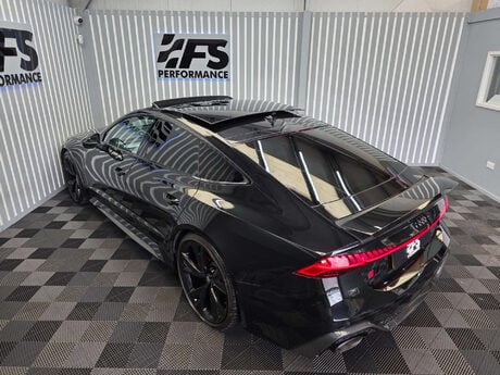 Audi RS7 4.0 TFSI V8 Carbon Black Sportback 5dr Petrol Tiptronic quattro Euro 6 (s/s 18