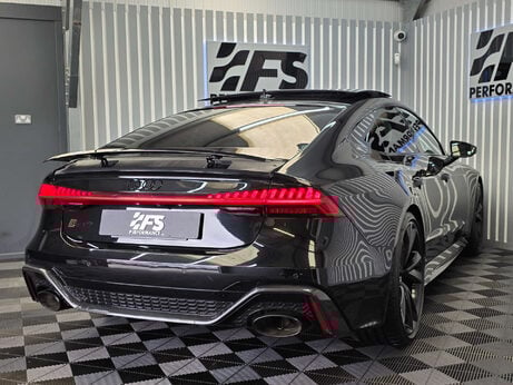 Audi RS7 4.0 TFSI V8 Carbon Black Sportback 5dr Petrol Tiptronic quattro Euro 6 (s/s 39