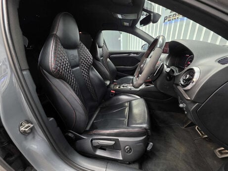 Audi RS3 2.5 TFSI Sportback 5dr Petrol S Tronic quattro Euro 6 (s/s) (400 ps) 3