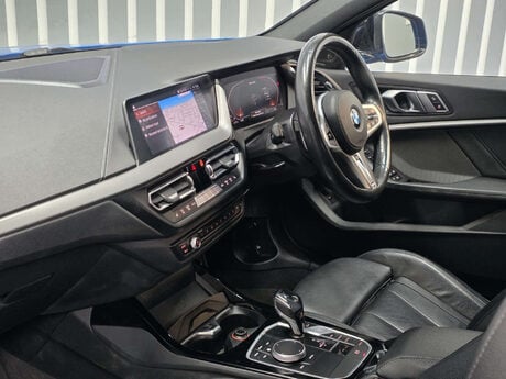 BMW 1 Series 2.0 M135i Hatchback 5dr Petrol Auto xDrive Euro 6 (s/s) (306 ps) 42