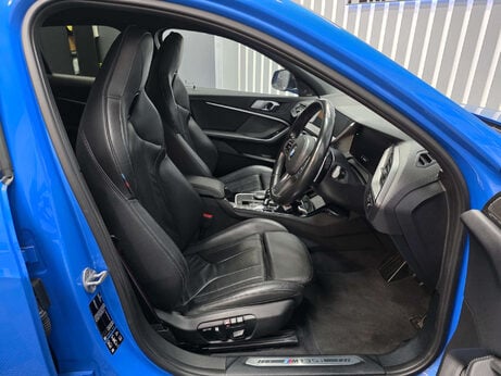 BMW 1 Series 2.0 M135i Hatchback 5dr Petrol Auto xDrive Euro 6 (s/s) (306 ps) 18