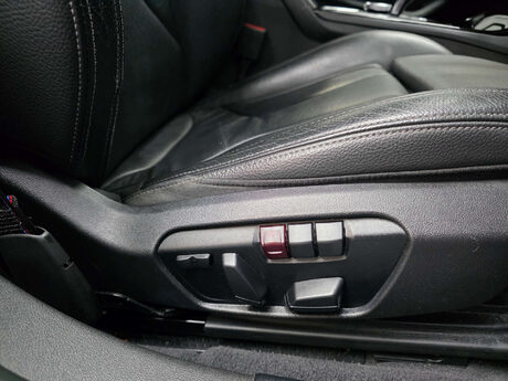 BMW 1 Series 2.0 M135i Hatchback 5dr Petrol Auto xDrive Euro 6 (s/s) (306 ps) 14