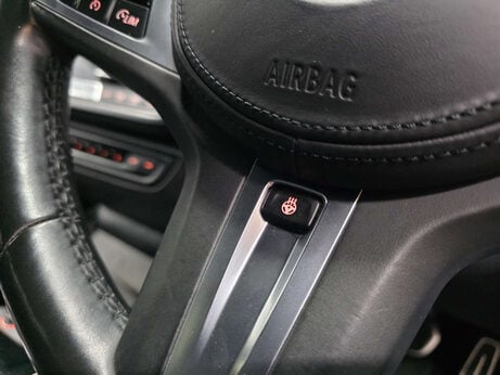 BMW 1 Series 2.0 M135i Hatchback 5dr Petrol Auto xDrive Euro 6 (s/s) (306 ps) 9