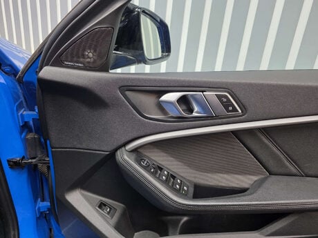 BMW 1 Series 2.0 M135i Hatchback 5dr Petrol Auto xDrive Euro 6 (s/s) (306 ps) 33