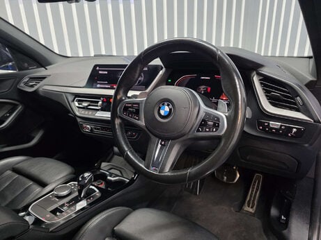 BMW 1 Series 2.0 M135i Hatchback 5dr Petrol Auto xDrive Euro 6 (s/s) (306 ps) 19