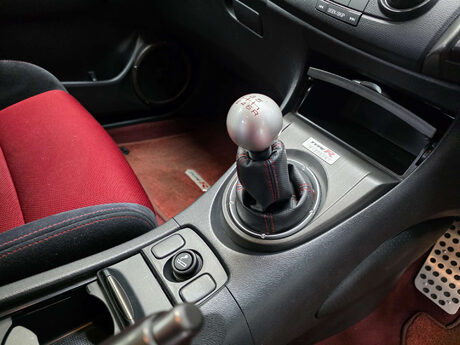 Honda Civic 2.0 i-VTEC Type R GT Hatchback 3dr Petrol Manual (215 g/km, 197 bhp) 10