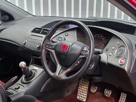 Honda Civic 2.0 i-VTEC Type R GT Hatchback 3dr Petrol Manual (215 g/km, 197 bhp) 35