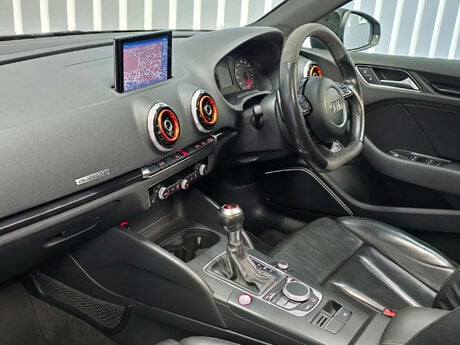 Audi RS3 2.5 TFSI Sportback 5dr Petrol S Tronic quattro Euro 6 (s/s) (Nav) (367 ps) 8