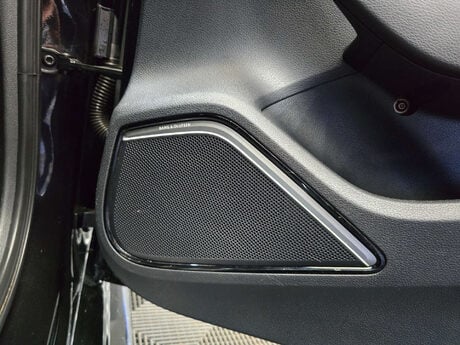 Audi RS3 2.5 TFSI Sportback 5dr Petrol S Tronic quattro Euro 6 (s/s) (Nav) (367 ps) 11