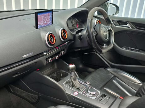 Audi RS3 2.5 TFSI Sportback 5dr Petrol S Tronic quattro Euro 6 (s/s) (Nav) (367 ps) 33