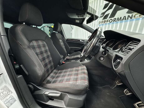 Volkswagen Golf 2.0 TSI BlueMotion Tech GTI Performance Hatchback 5dr Petrol Manual Euro 6 3