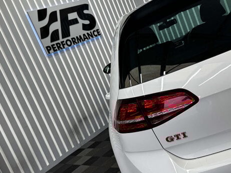 Volkswagen Golf 2.0 TSI BlueMotion Tech GTI Performance Hatchback 5dr Petrol Manual Euro 6 29