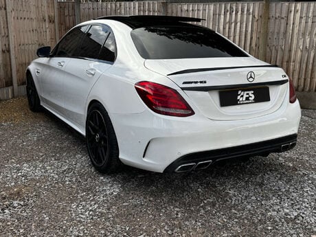 Mercedes-Benz C Class 4.0 C63 V8 BiTurbo AMG (Premium) Saloon 4dr Petrol SpdS MCT Euro 6 (s/s) (4 16