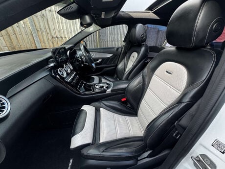 Mercedes-Benz C Class 4.0 C63 V8 BiTurbo AMG (Premium) Saloon 4dr Petrol SpdS MCT Euro 6 (s/s) (4 8