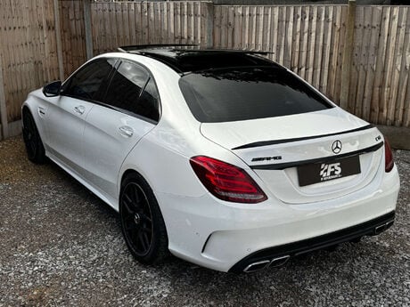 Mercedes-Benz C Class 4.0 C63 V8 BiTurbo AMG (Premium) Saloon 4dr Petrol SpdS MCT Euro 6 (s/s) (4 4