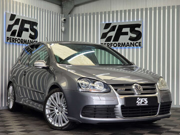 Volkswagen Golf 3.2 Golf R32 4WD 3dr