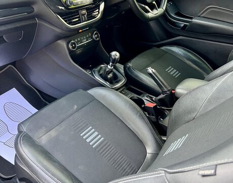 Ford Fiesta 1.0T EcoBoost ST-Line X Euro 6 (s/s) 3dr 31