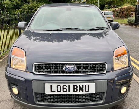 Ford Fusion 1.6 Titanium 5dr 7