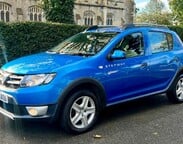 Dacia Sandero Stepway 0.9 TCe Laureate Euro 5 5dr 2