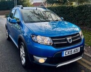 Dacia Sandero Stepway 0.9 TCe Laureate Euro 5 5dr 7