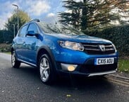 Dacia Sandero Stepway 0.9 TCe Laureate Euro 5 5dr 15