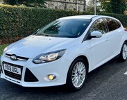 Ford Focus 1.0T EcoBoost Zetec Euro 5 (s/s) 5dr 4