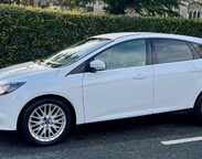 Ford Focus 1.0T EcoBoost Zetec Euro 5 (s/s) 5dr 6